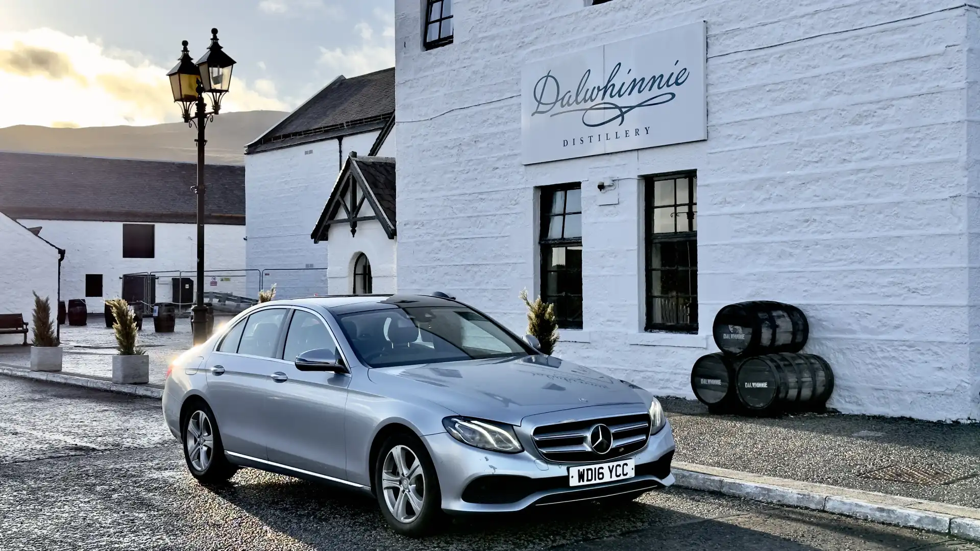 Airport & Hotel Transfer (Chauffeur; Taxi; Tours; Private Hire Car) Airport & Hotel Transfer (Chauffeur; Taxi; Tours; Private Hire Car)