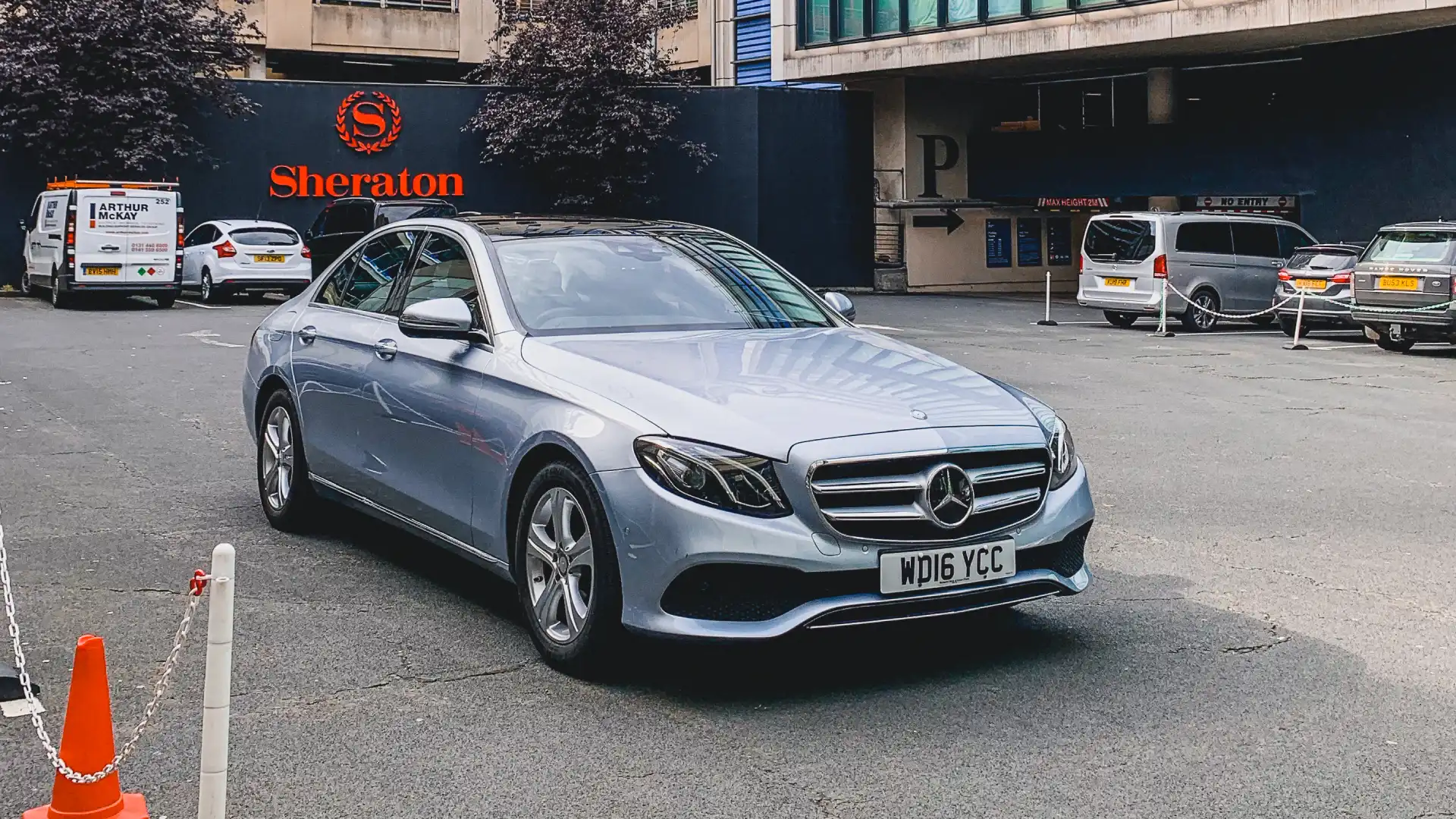 Edinburgh to Stirling Transfer; Chauffeur; Taxi; Tours; Private Hire Car Edinburgh to Stirling Transfer; Chauffeur; Taxi; Tours; Private Hire Car