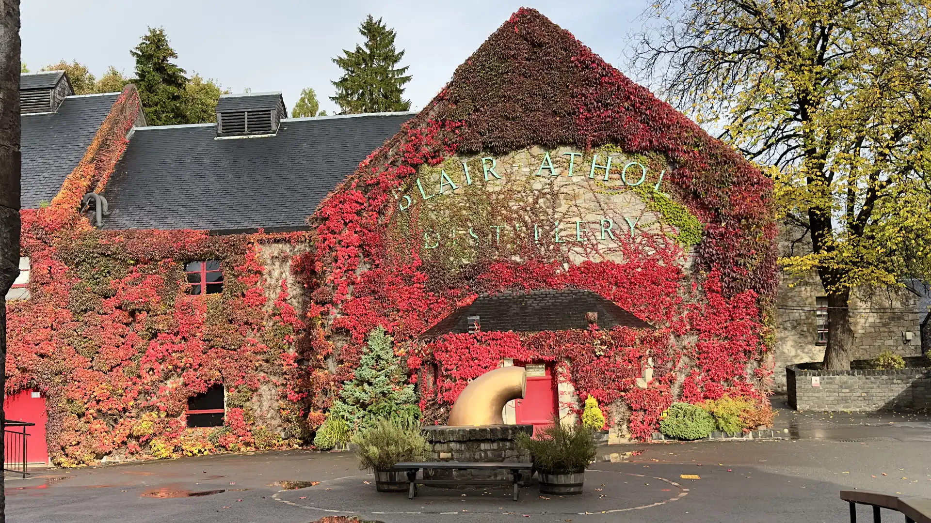 Glasgow to Inverness Transfer - Blair Athol Distillery; (Chauffeur; Taxi; Tours; Private Hire Car) Glasgow to Inverness Transfer - Blair Athol Distillery; (Chauffeur; Taxi; Tours; Private Hire Car)