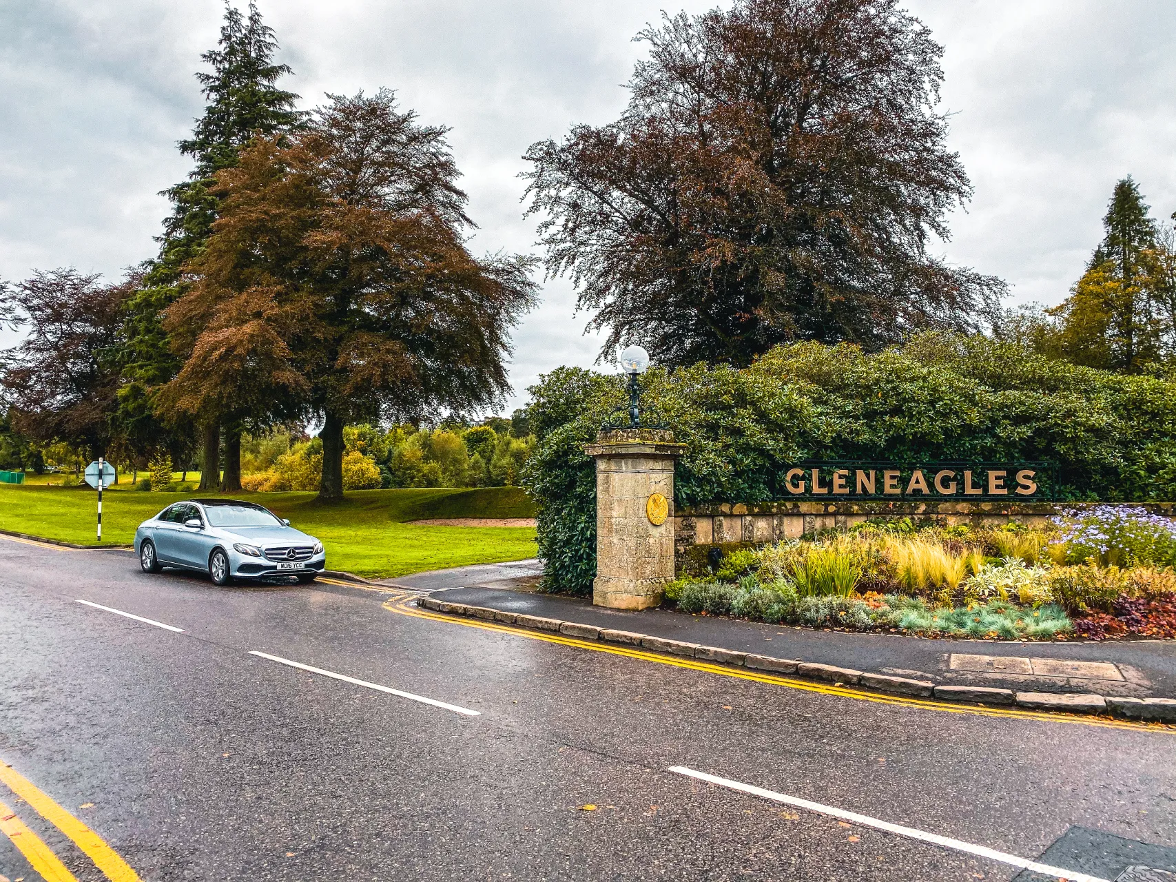 Glasgow to The Gleneagles Hotel Transfer (Chauffeur; Taxi; Tours; Private Hire Car) Glasgow to The Gleneagles Hotel Transfer (Chauffeur; Taxi; Tours; Private Hire Car)
