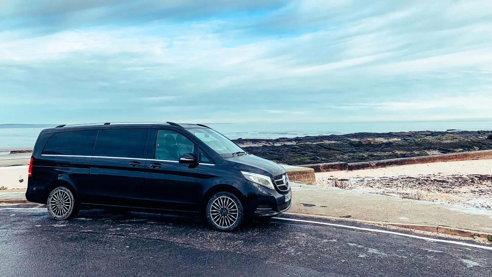 St Andrews to Edinburgh Transfer (Chauffeur; Taxi; Tours; Private Hire Car) St Andrews to Edinburgh Transfer (Chauffeur; Taxi; Tours; Private Hire Car)